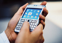 Mobile Unterschrift übers Handy soll mehr Akzeptanz für die digitale Signatur bringen.