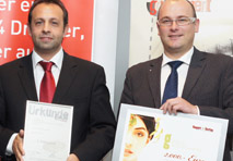 Vassilios Roussis und Andreas Kragl, IT-Concept Software, sind zweite Sieger mit der Bausoftware Ecoline.