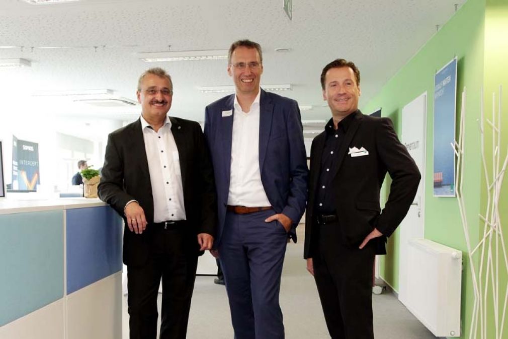 Foto: Die drei Gastgeber (vlnr): Mag. Robert Absenger, Geschäftsführer Bechtle IT-Systemhaus Österreich, Andreas Wilker, Bechtle Systemhaus Holding AG, Mag. Otmar Freidorfer, Leiter der Geschäftsstelle Graz