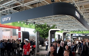 Unify war auch heuer wieder mit einem Stand auf der CeBIT vertreten – direkt neben dem Auftritt von Atos.