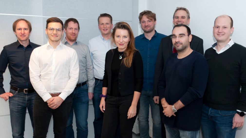 Projektpartner Mario Pichler (SCCH), David Gabauer (SCCH), Georg Buchgeher (SCCH), Bernhard Freudenthaler (SCCH), Anna Fensel (Universität Innsbruck), Kai Höfig (TH Rosenheim), Jorge Martinez-Gil (SCCH), Dirk Jacob (HS Kempten), Stefan Huber (FH Salzburg). Foto: SCCH  