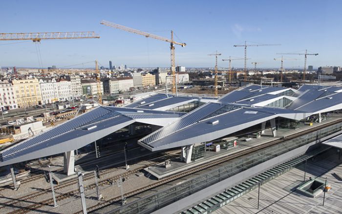 Unger Steel Group gewinnt Österreichischen Stahlbaupreis 2013 für das Rautendach am ÖBB Hauptbahnhof Wien.