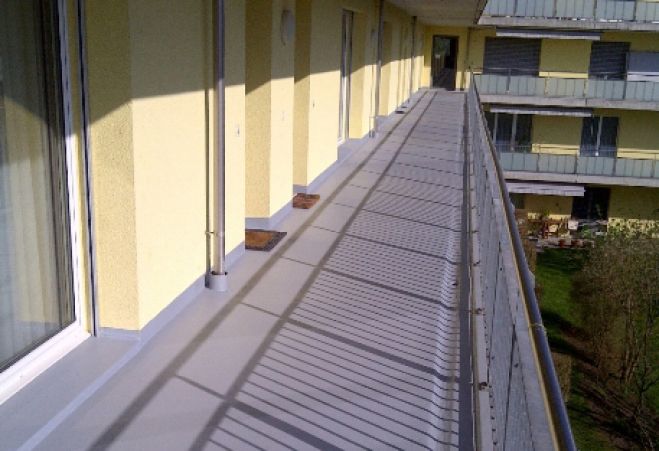Auf sicherem Außenboden