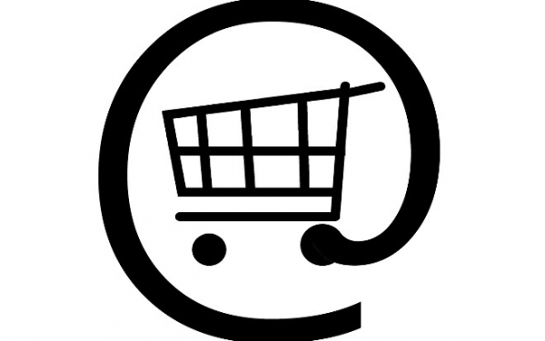 Der eCommerce verändert das Einkaufsverhalten der Kunden. Für die Händler ist es an der Zeit nachzuziehen. Derweil tut sich bereits ein neuer Trend auf: Das Mobile Shopping. pixabay.com © geralt (CC0 Public Domain)