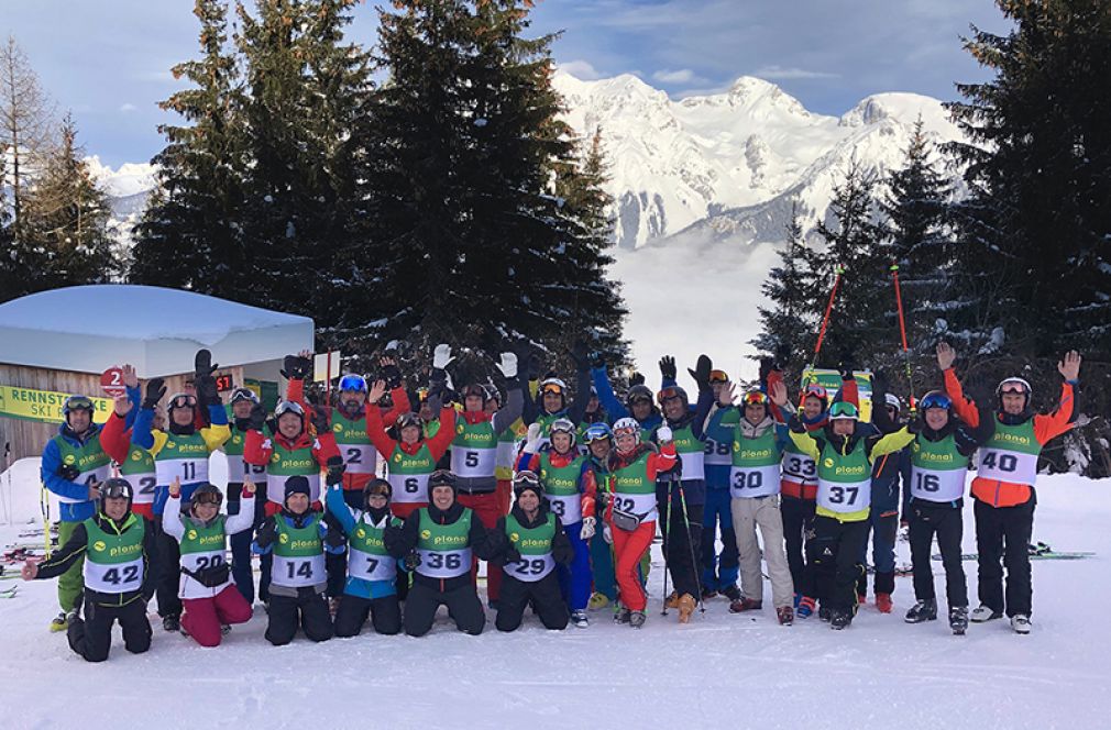 Der VÖEH lud zu den Winterfachtagen nach Schladming. Mit Begeisterung stellten sich die Mitglieder des Estrichverbandes auch den sportlichen Bewerben.