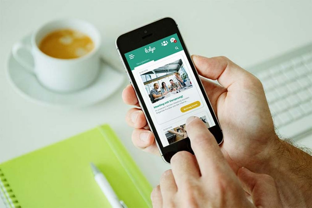 Foto: Mit der LOLYO Mitarbeiter-App profitieren Unternehmen in der aktuellen Krise besonders von der raschen Informationsübermittlung und der mobilen Vernetzung zu allen Mitarbeiterinnen und Mitarbeitern.