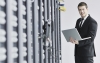 Hinterfragen, ob nicht die Auslagerung von IT-Ressourcen ein Schritt zu mehr Sicherheit ist.
