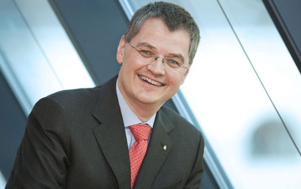 Thomas Uher ist Vorstandsvorsitzender der Erste Bank