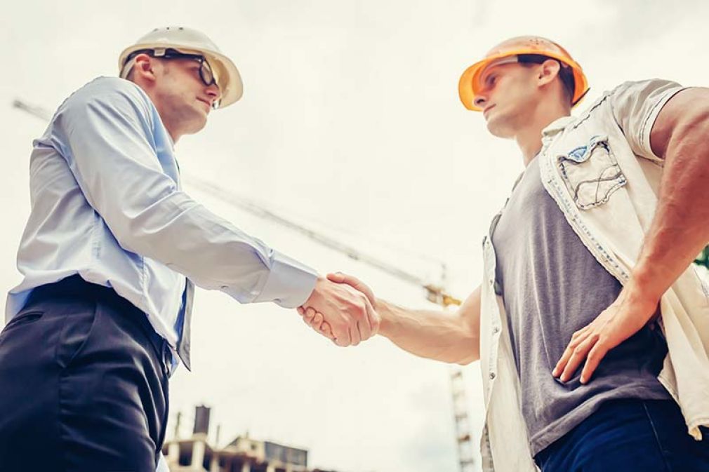 Foto: Zusammenarbeit auf der Baustelle: Der Koop Quick-Check soll Problemfelder sichtbar machen und praxisnahe Verbesserungsvorschläge liefern.