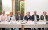 Robert Madelin, Innovationsberater Europäische Kommission; Autorin und IT-Unternehmerin Yvonne Hofstetter; Helmut Fallmann, Vorstand Fabasoft AG; Europa-Parlamentarierin Viviane Reding; Harald Schöning, Sprecher des deutschen Software-Clusters und Forschungschef Software AG und Moderator Gerald Reischl.