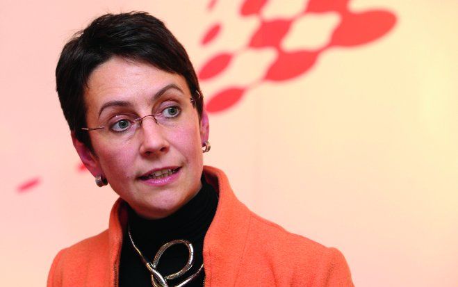 Höhenflug mit Frauenpower. Sabine Herlitschka setzt das Werk von Monika Kircher als Vorstandsvorsitzende von Infineon Österreich fort.