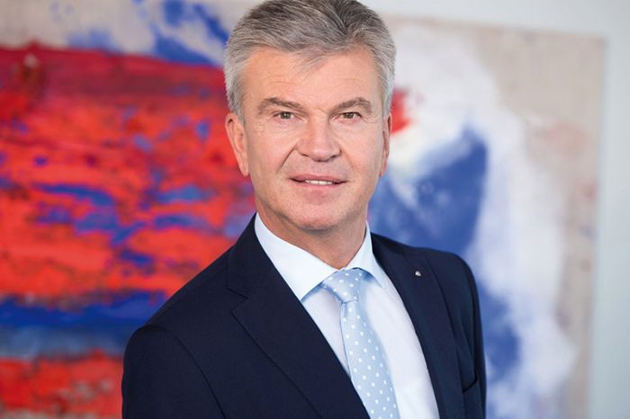 Werner Steinecker, der neue Generaldirektor der Energie AG, ist bereits länger im Unternehmen. Er hatte als Lehrling in der damaligen OKA begonnen.