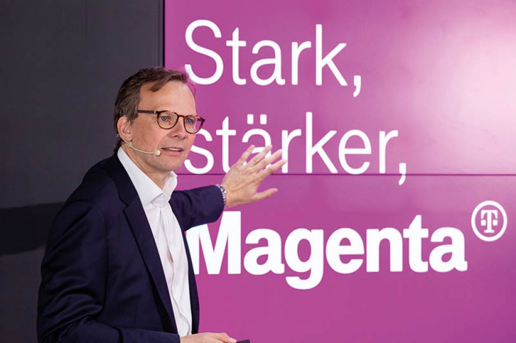 Der ehemalige T-Mobile-, nun Magenta-Telekom-CEO Andreas Bierwirth stellt die einheitliche Markenstrategie für Österreich vor.