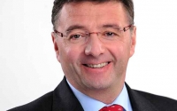 Jörg Leichtfried fordert, dass sich das EU-Parlament stärker für eine gerechte Steuerpolitik einsetzt.