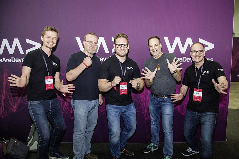 Foto: Tom Pamminger (WeAreDevelopers), Rasmus Lerdorf (Etsy), Ben Ruschin (WeAreDevelopers), Joel Spolsky (StackOverflow, trello) und Sead Ahmetovic (WeAreDevelopers)