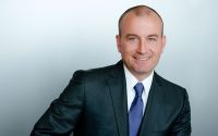 TGW Geschäftsführer Georg Kirchmayr freut sich über Rekord bei Auftragseingängen.