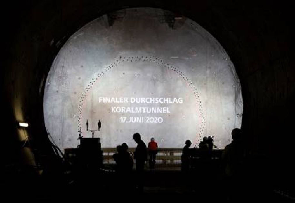 Finaler Durchschlag im Koralmtunnel