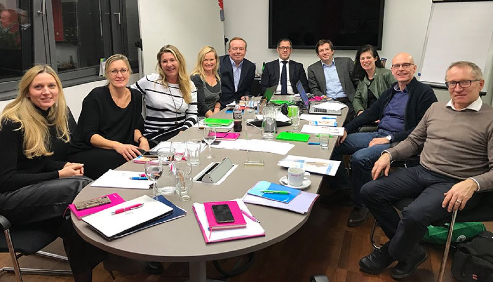 Ein Teil der Jury des eAward bei einer Jurysitzung im Jahr 2019.