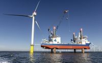 (Foto: Siemens) In weniger als 24 Stunden ist im Projekt Gunfleet Sands III eine 6-MW-Windkraftanlage installiert worden. Sie kann bis zu 6.000  europäische Haushalte mit Strom versorgen. 