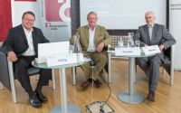 Paul Rübig, Mitglied des Ausschusses für Industrie, Forschung und Energie des Europäischen Parlaments, Christof Zernatto (Sprecher des Forum Versorgungssicherheit) und Reinhard Brehmer (Chairman, GEODE, Europäischer Verband der unabhängigen Strom- und Gasverteilerunternehmen). Foto: management club/APA-Fotoservice/Hinterramskogler