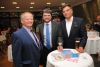 Maximilian Wurm, Count IT, feierte gemeinsam mit Buchautor Erik Händeler und Berater Walter Raab.