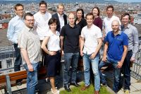 Stefan Wailand (2. Reihe Mitte) mit seinem Datenpol-Team: "Odoo hält Prozesse schlank und macht die Dateneingabe einfach und agil."