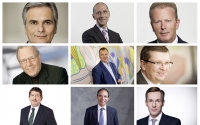 Spitzenpolitiker, Experten und Unternehmer werfen einen Blick in die Zukunft. V.l.n.r.: Werner Faymann, Peter Filzmaier, Reinhold Mitterlehner, Winfried Kallinger, Helmut Fallmann, Christian Weinhapl, Helmut Oehler, Günter Thumser, Christoph Scharff.