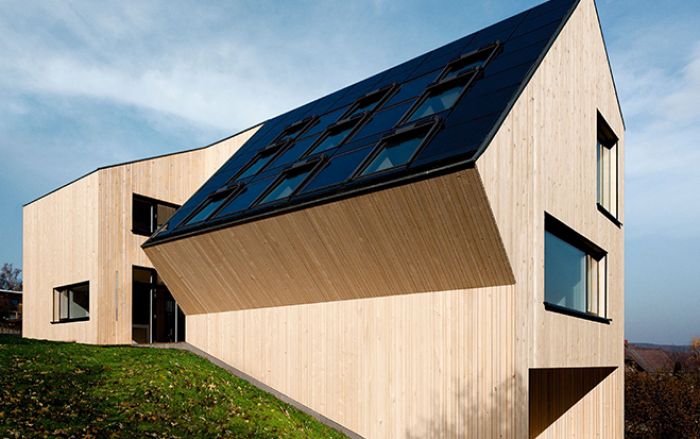 Velux Sunlighthouse ist das erste CO2-neutrale Aktivhaus Österreichs mit überdurchschnittlich viel Tageslichteinstrahlung. Foto: Adam Mork/VELUX  