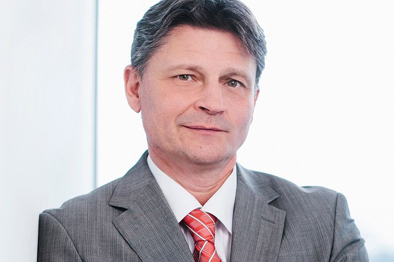 "Das Thema Lebenszykluskosten ist leider nur dann relevant, wenn der Errichter gleichzeitig auch Betreiber ist und etwas Werterhaltendes schaffen will. In allen anderen Fällen steht man auf verlorenem Posten", kritisiert Gerhard Schenk. 
