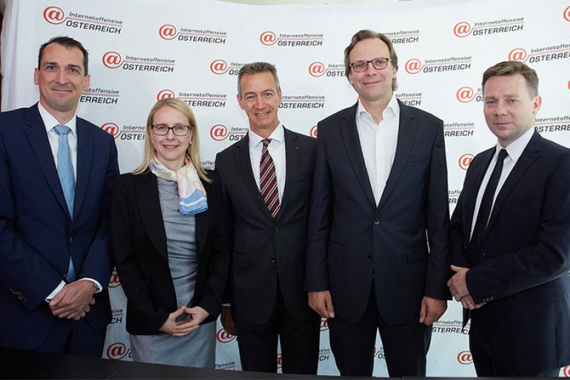 SprecherInnen der IOÖ: Peter Lenz, ÖBB Holding, Margarete Schramböck, A1 Telekom Austria, Norbert Schöfberger, Hewlett Packard, Andreas Bierwirth, T-Mobile, und Marcin Kotlowski, WH Medien.