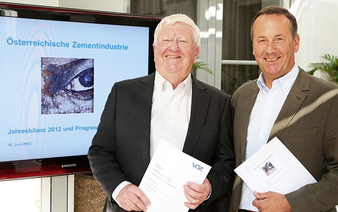 (Foto: Beigestellt) VÖZ-Vorstandsvorsitzender Rudolf Zrost (r.) und Geschäftsführer Felix Friembichler fordern eine Harmonisierung europäischer Umwelt- und Steuergesetze.