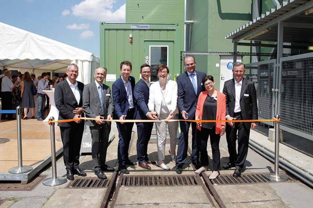 Foto: Rob Littel (Shell), Johannes Fröhlich (TU Wien), Karl Gruber (Wien Energie), Gerhard Schöny (TU Wien), Theresia Vogel (Klima- und Energiefonds), Andreas Reichhardt (bmvit), Monika Hausenblas (Shell), Peter Weinelt (Wiener Stadwerke).