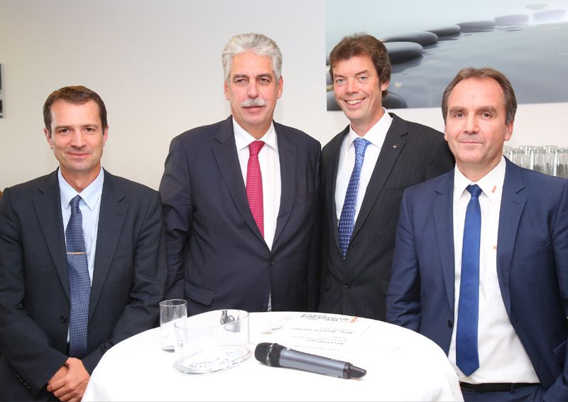 Im Bild vl.: Dr. Markus Knasmüller (BMD), Dr. Hans Jörg Schelling (Finanzminister), Dipl.-BW Roland Beranek MBA (Leiter BMD Akademie), Wolfgang Ginzel (BMD)