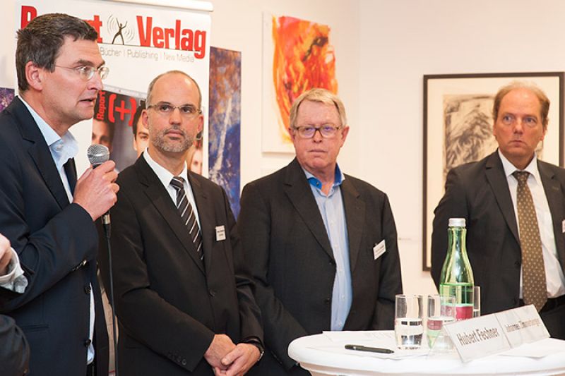 Hubert Fechner, FH Technikum Wien; Johannes Zimmerberger, Linz Strom Netz; Christof Zernatto, Forum Versorgungssicherheit, und Martin Wieger; AAPH.