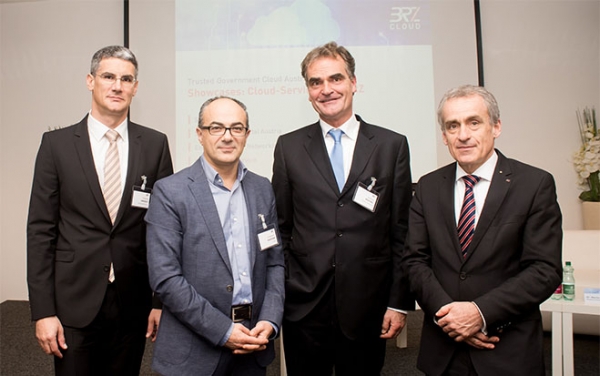 Foto: v.l.n.r.: DI Thomas Janisch (BRZ), Univ.Prof. Dr. Schahram Dustdar (TU Wien), Andreas Reichel (Dataport Deutschland) und DI Roland Jabkowski (BRZ)