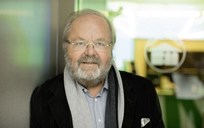 »Ich erwarte mir Unterstützung für die Branche und eine Reaktion der Politik. Die Bauwirtschaft hat zahlreiche Vorschläge und Maßnahmen erarbeitet, um den Konjunkturmotor Bau wieder anzukurbeln«, sagt Bundesinnungsmeister Hans- Werner Frömmel.
