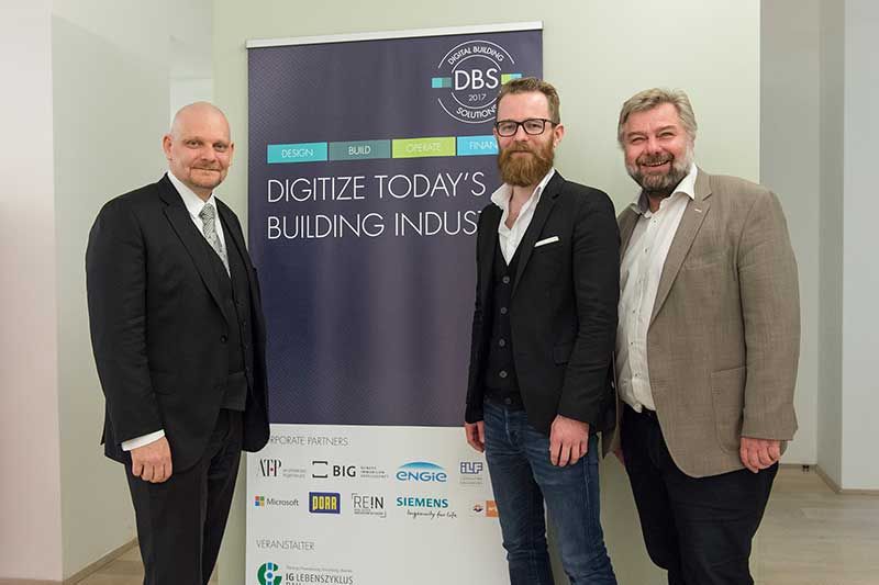 Start-Up-Experte Daniel Cronin (Mitte) beim Kick-Off der Kampagne Digital Building Solutions (DBS) gemeinsam mit den Initiatoren Erich Thewanger (links) und Karl Friedl (rechts)