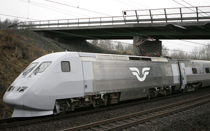 Rekordprojekt für die Erneuerung der elektrischen Systeme von 36 Hochgeschwindigkeitszügen des Modells SJ 2000. Bild: Wikipedia