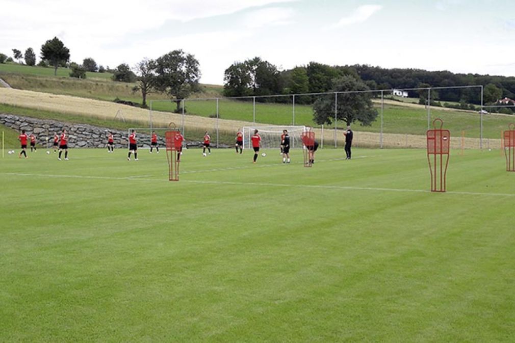 Foto: Das Trainingsgelände in Bad Tatzmannsdorf, wo sich das Frauennationalteam auf die Fußball-EM vorbereitete, wurde von STRABAG errichtet.