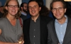 Martina Bramböck feiert mit metamagix-Geschäftsführern Martin Gilly und Randolph Kepplinger.