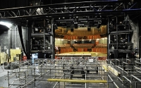 Die Umbauarbeiten des Landestheaters Linz zur Arena haben begonnen. Habau und Peri unterstützen dieses einzigartige Projekt als Sponsoren.