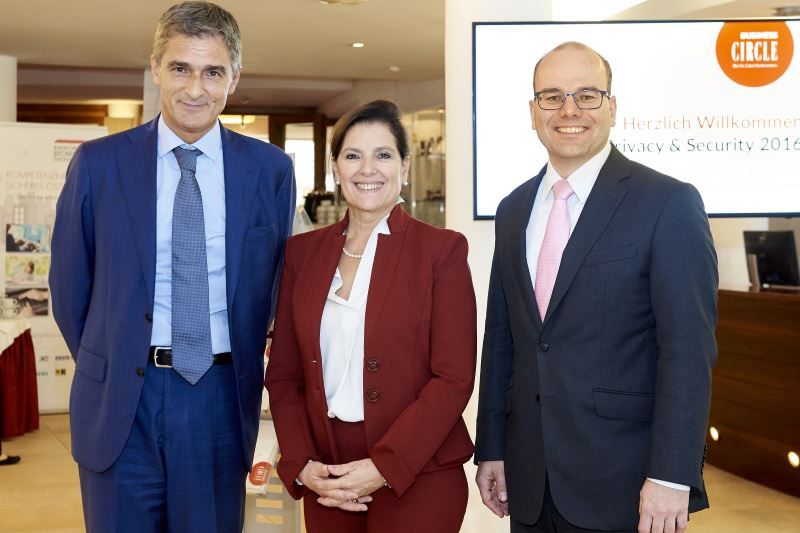 Giovanni Buttarelli (Europäische Union), Romy Faisst (Business Circle) und Rainer Knyrim (Preslmayr Rechtsanwälte) eröffneten die PriSec 2016.