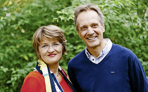 Foto: Die BfG-Vorstände Christine Tschütscher und Robert Moser freuen sich über die ersten 1.700 Genossenschaftsmitglieder.