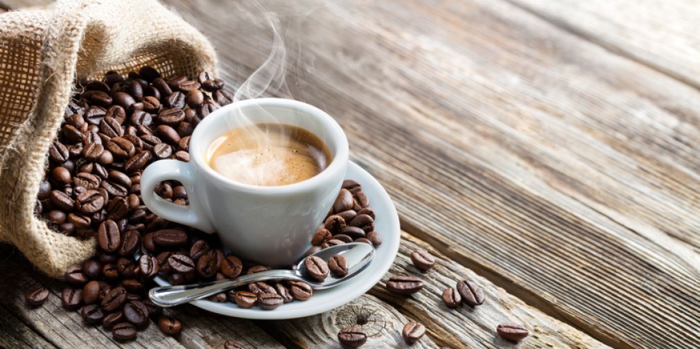 Guter Kaffee - für viele das Lebenselixier schlechthin auch am Arbeitsplatz. Foto: iStock