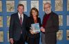 (Foto: APA-Fotoservice Tanzer) Helmut Lackner, Gabriele Zuna-Kratky und Gerhard Rabitsch präsentieren Historisches der Elektropathologie.