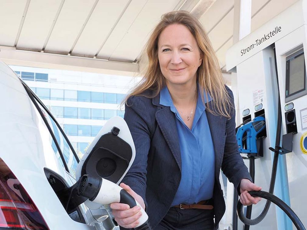 Foto: »E-Fahrzeuge sind durch ihren höheren Wirkungsgrad deutlich energieeffizienter als Fahrzeuge mit Verbrennungsmotoren«, betont Ute Teufelberger, BEÖ.