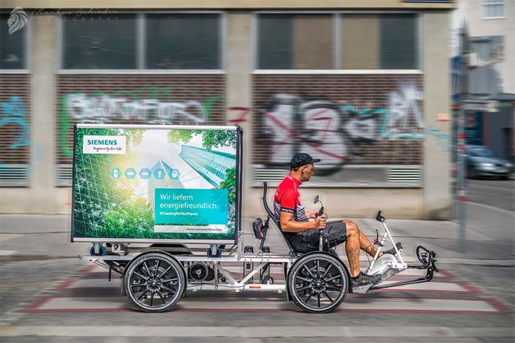 Foto: Siemens Smart Infrastructure setzt bei der Belieferung seiner Wiener Kunden auf E-Lastenräder.