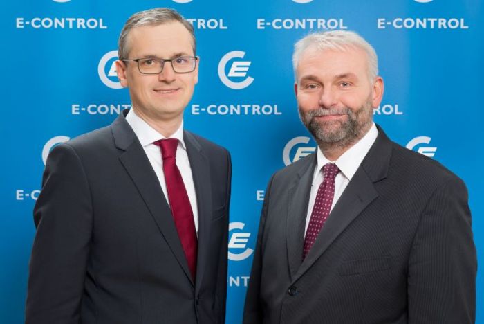  Vorstand der E-Control, Wolfgang Urbantschitsch und Andreas Eigenbauer.