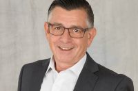 Peter Lipp ist Key Account Manager bei Information Builders, einem Tochterunternehmen der Raiffeisen Informatik Consulting.