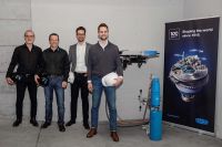 Foto: Die Projektpartner Sergio Veronese, Pascal Schmid (beide Tyrolit), Alexander Manafi und Stefan Öttl (beide ToolSense) wollen Baustellen vernetzen, digitalisieren und industrialisieren. 